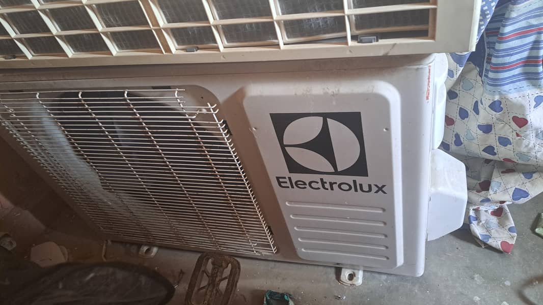 Electronic Ac 2
