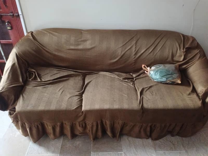 5 seater sofa 0