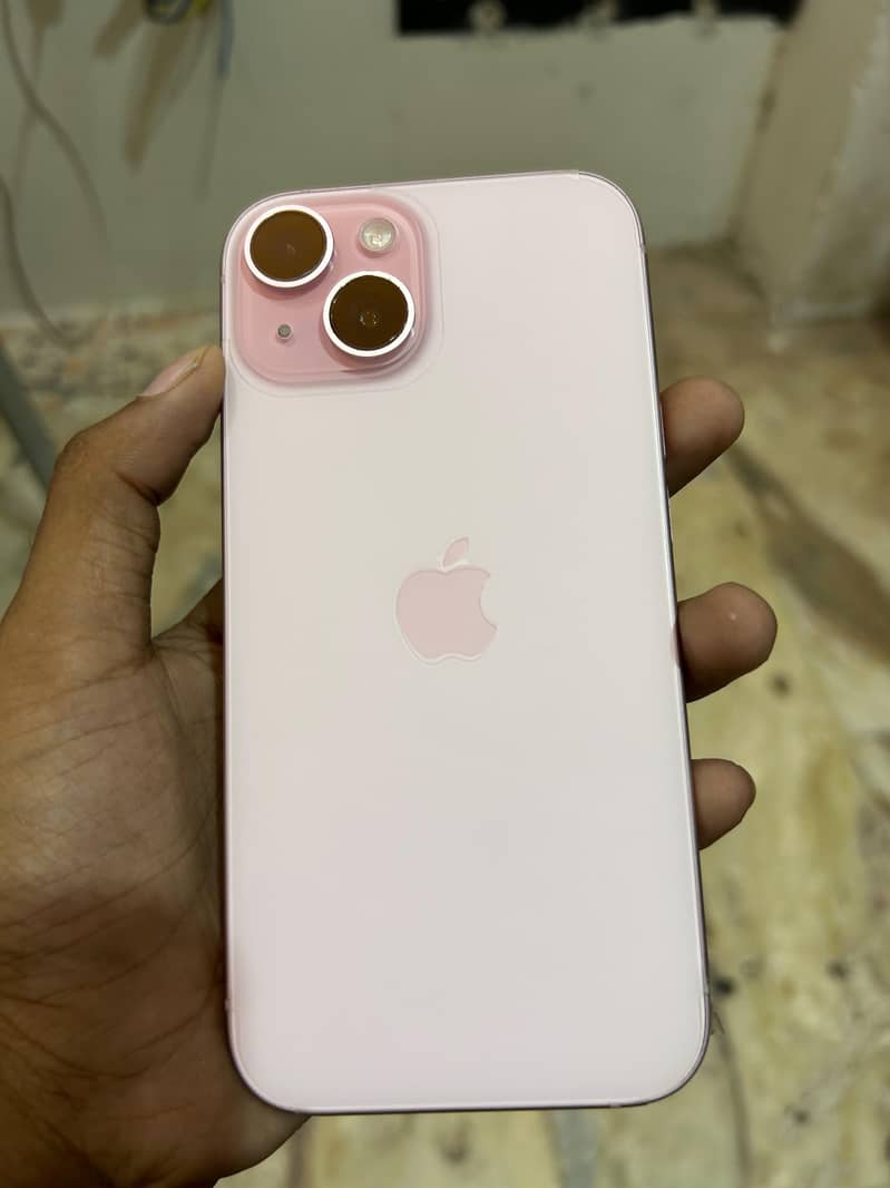 Apple iPhone 15 1