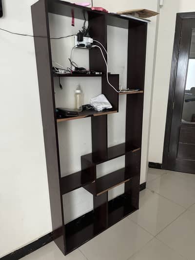 Designer book shelf