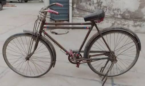 Sohrab Bicycle 22 Size For Sell Use ma nhe aie Rahe . is Lea Sell ker