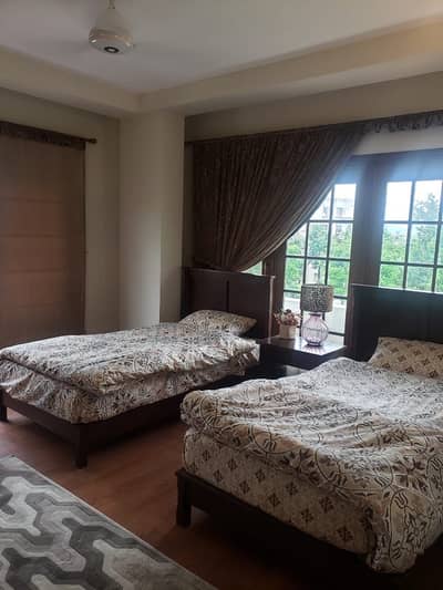 LUXURIOUS 2 BED ROOMS APARTMENT FOR SALE (Marglla View)