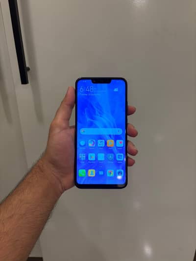 flaship Huawei Nova 3 | 128GB | Non PTA
