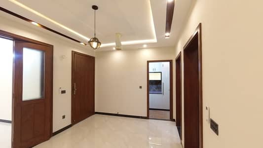 40 Marla House For Sale In F-8 F-8