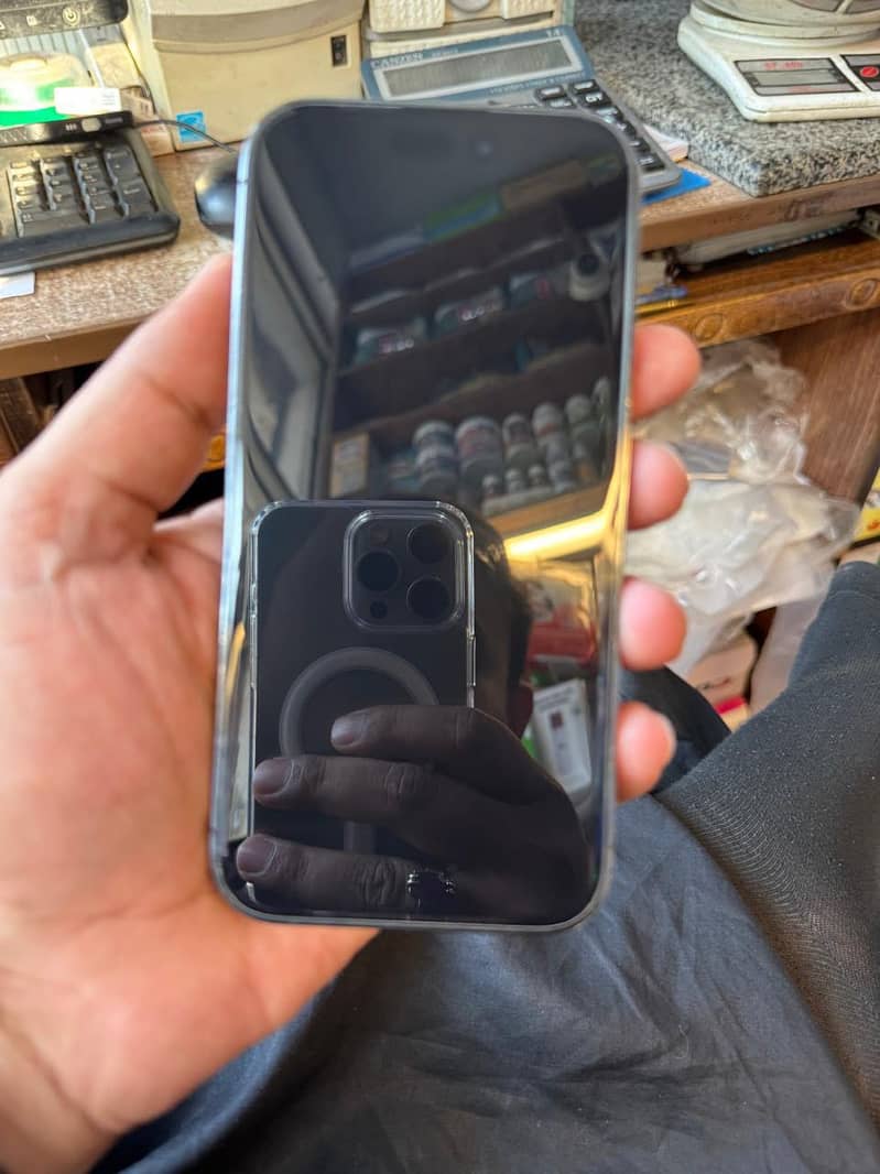 Apple iPhone 14 Pro 3