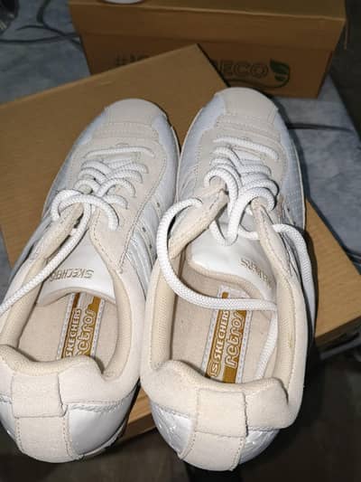 I want to sell my shoes