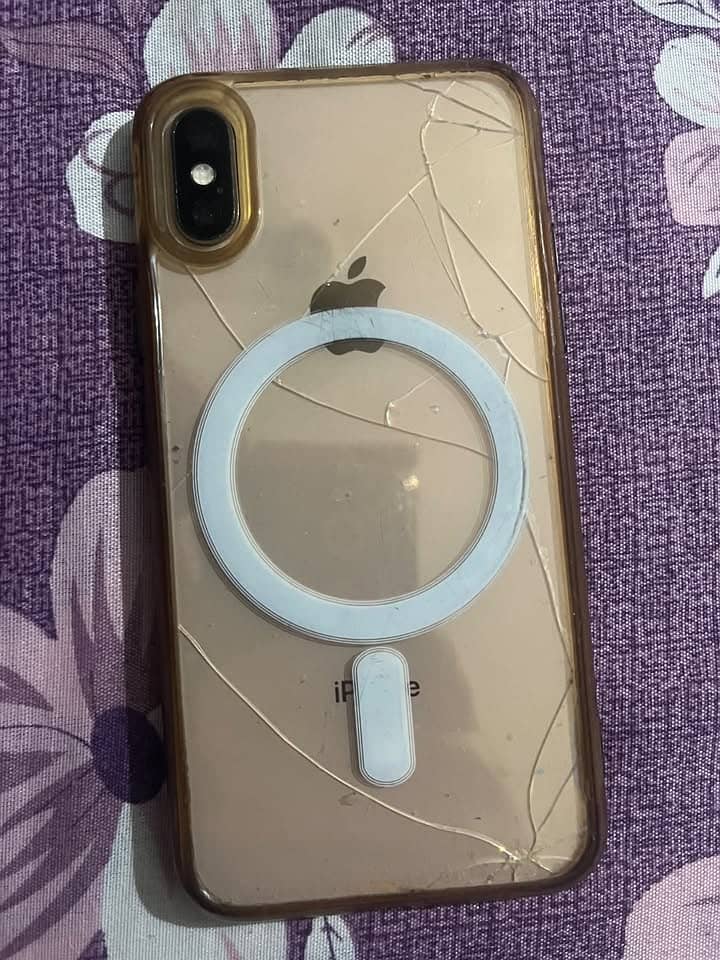 Apple iPhone X 4