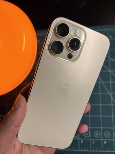 Apple iPhone 16 Pro Max