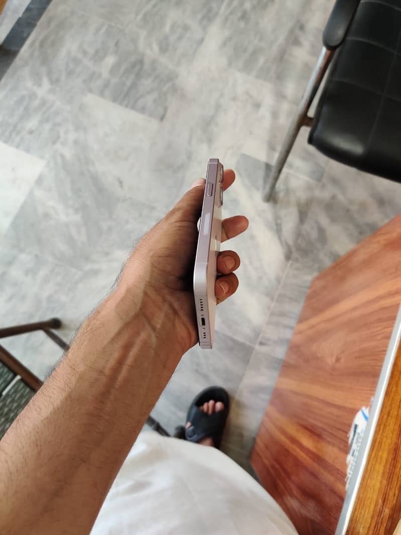 Apple iPhone 14 1