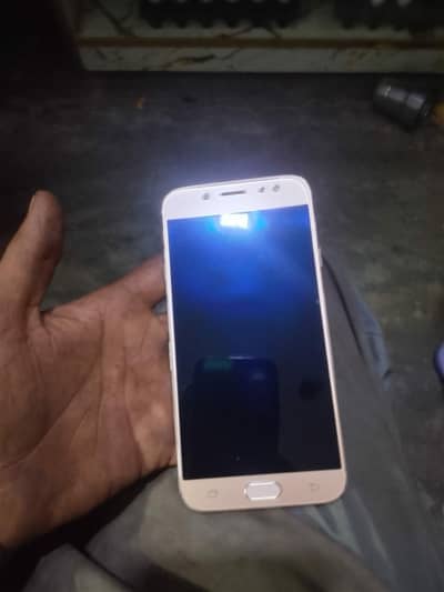 Samsung Mobile J7 Pro