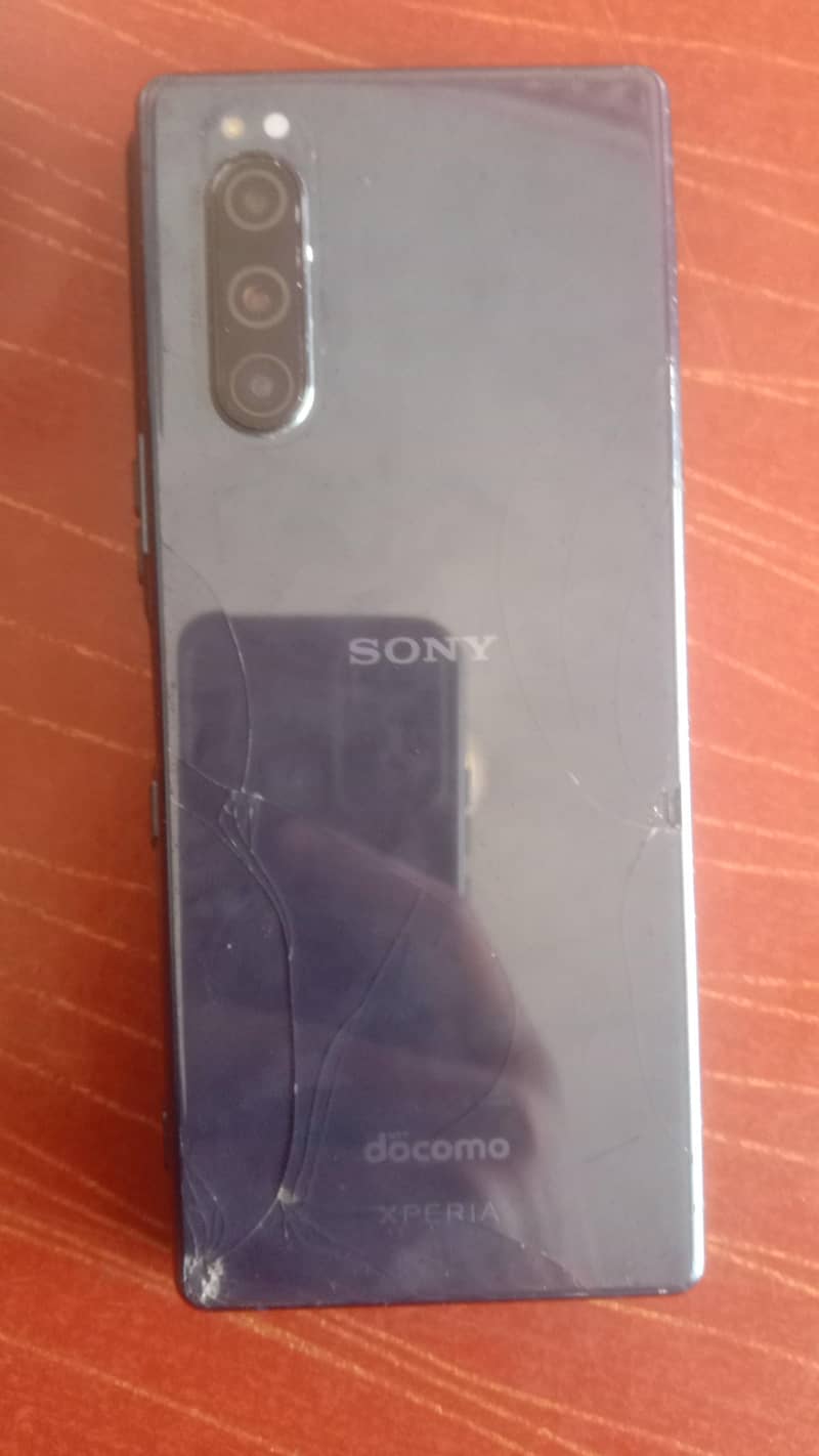 Sony expria 5 1