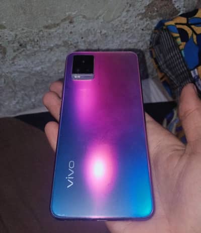 Vivo V20