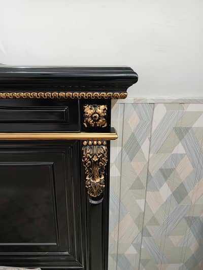 King size bed with dressing table