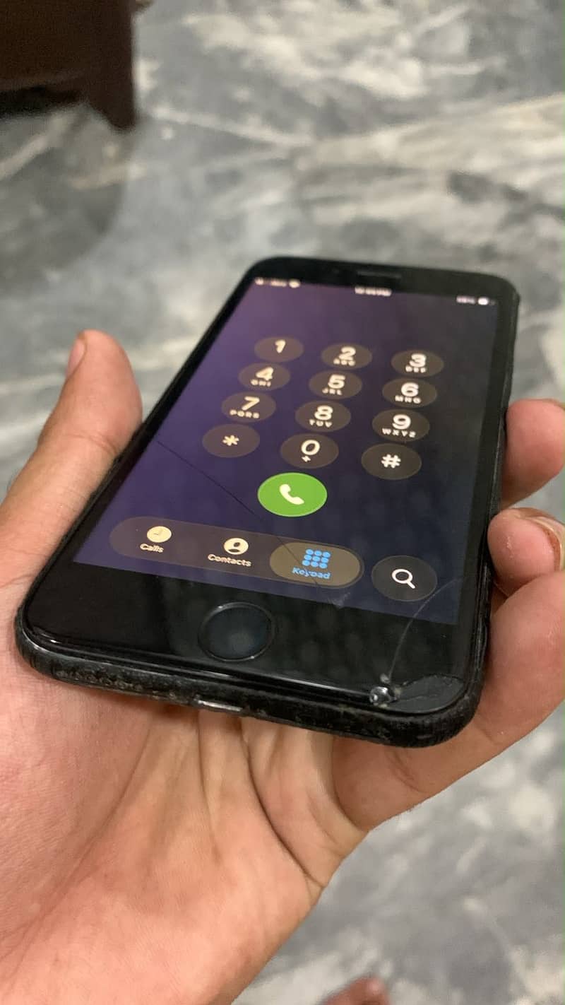 Apple iPhone SE 5
