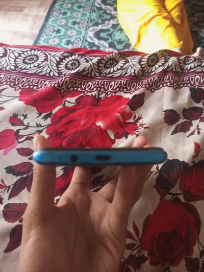 Infinix Hot 10i