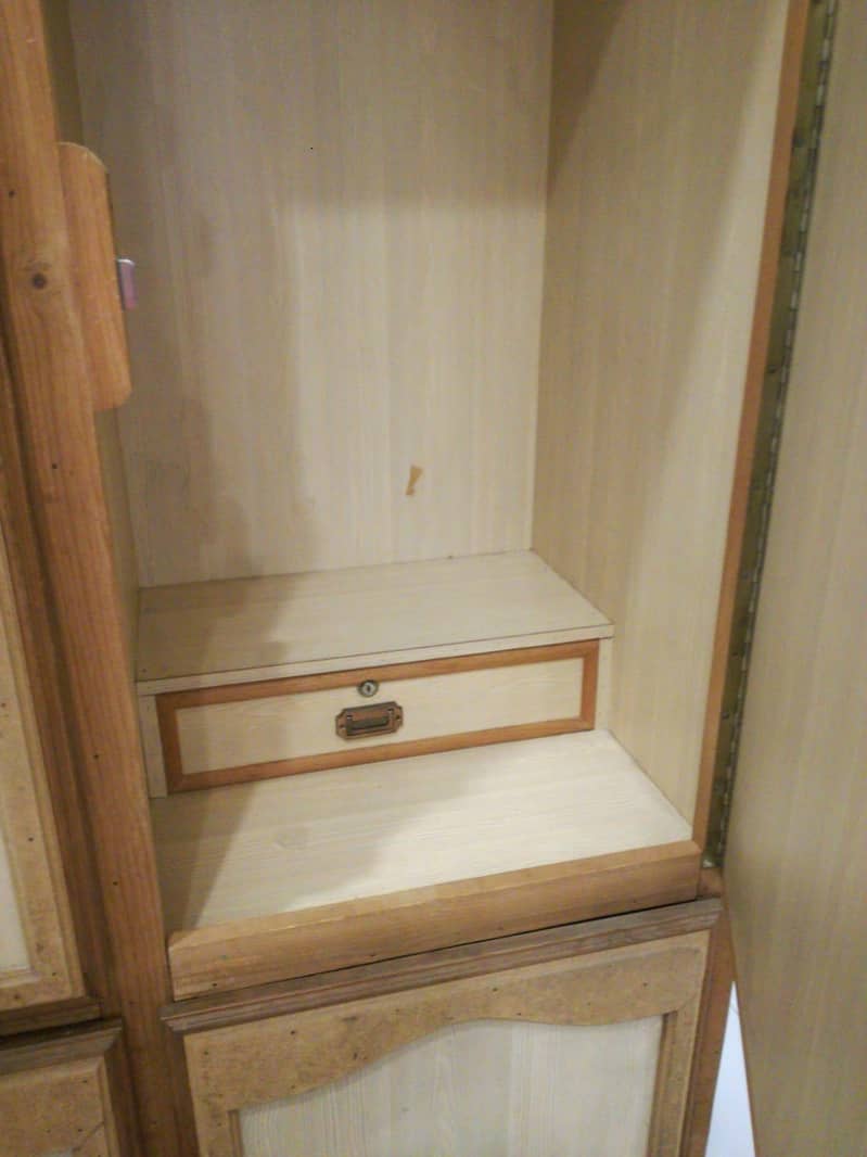 4 door Solid wood wardrobe 5