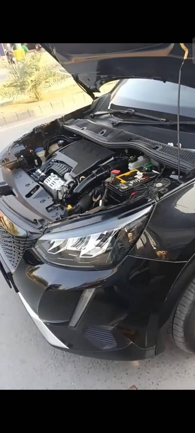 Peugeot 2008 Active      03212833623
