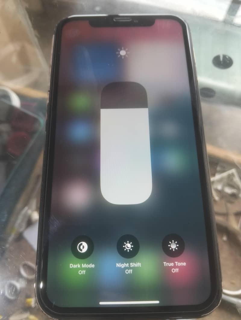 Apple iPhone XR 4