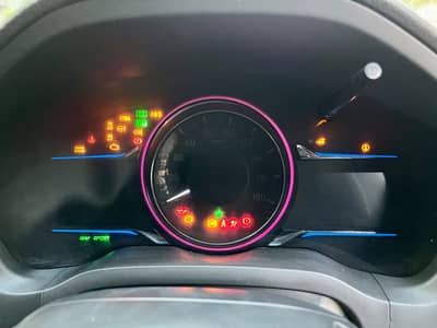 HONDA VEZEL HYBRID (AWD) 2014 -17 RU4 Hybrid X