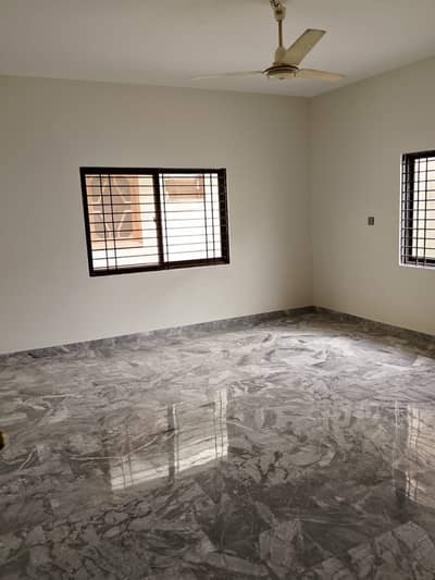 300 Square Yards House Up For rent In DHA Phase 4