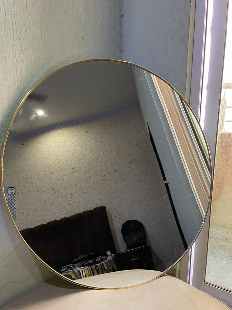 ROUND MIRROR 2 BY 2 0