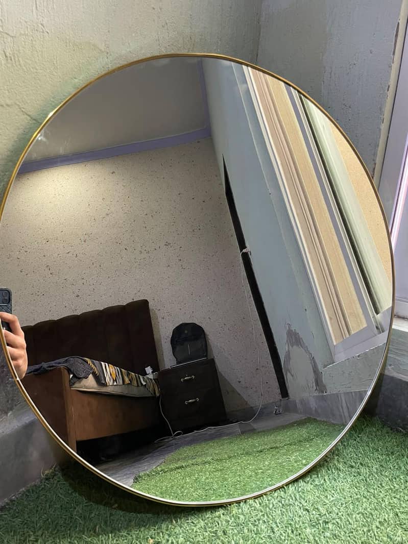 ROUND MIRROR 2 BY 2 1