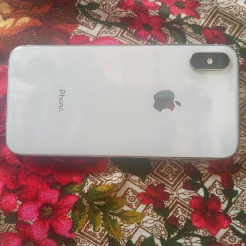 Apple iPhone X 3