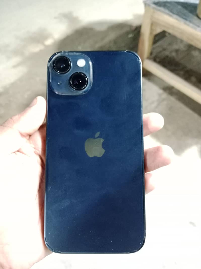 Apple iPhone 13 4