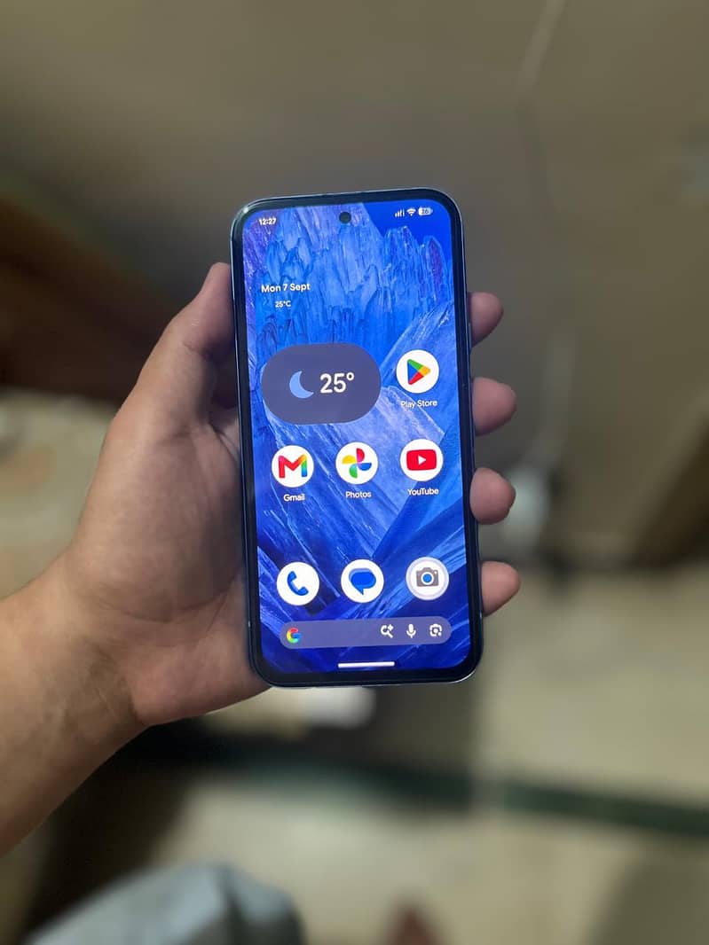 Google Pixel 8a 4