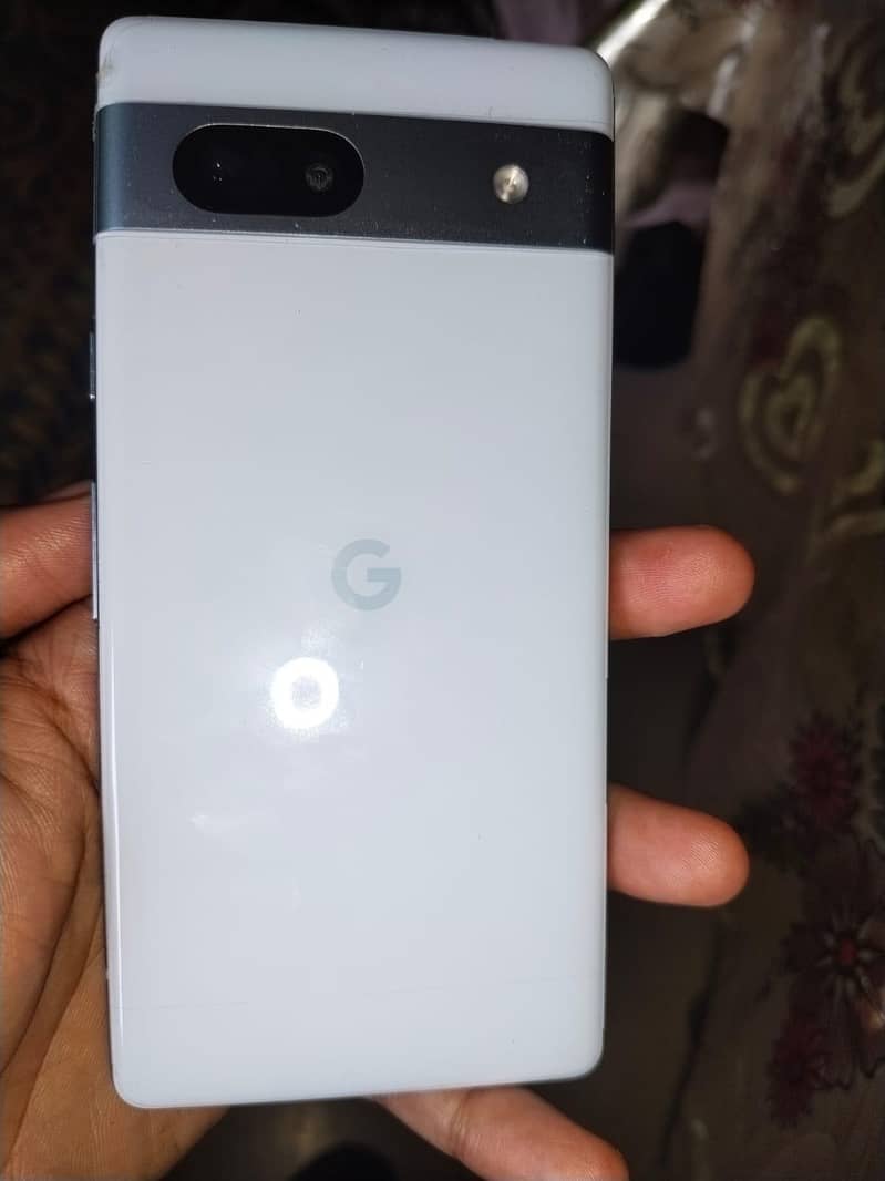 google pixel 7a 3