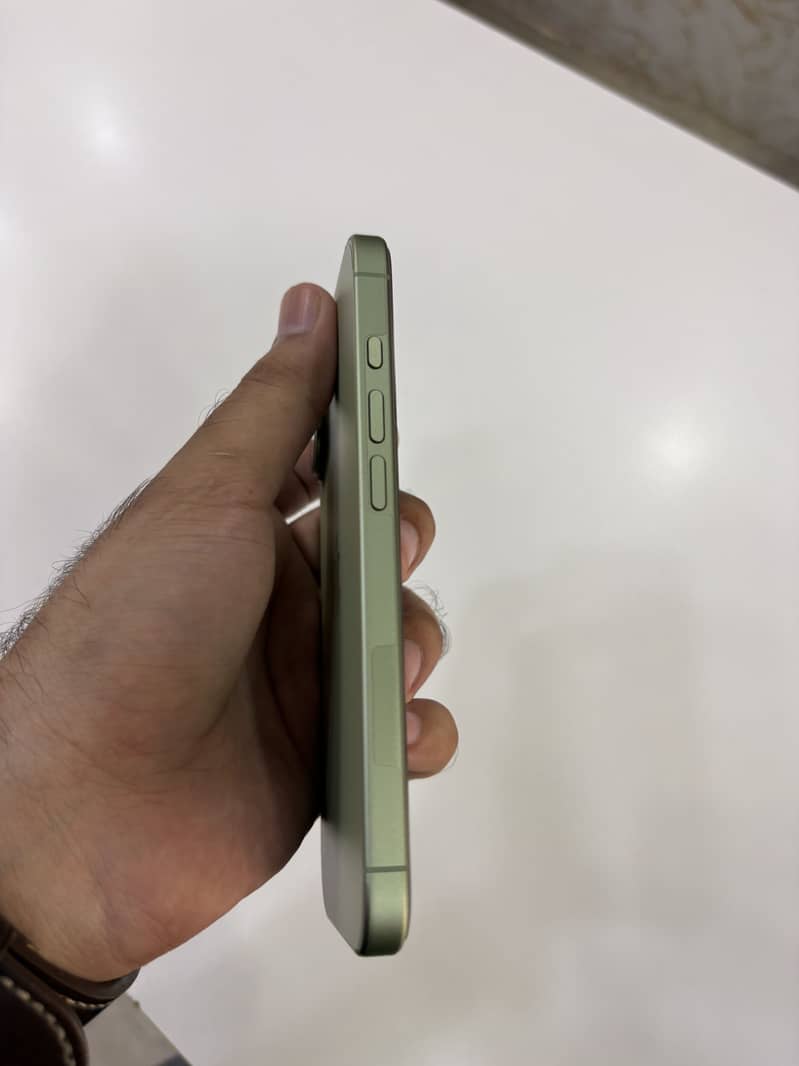 Apple iPhone 17 1
