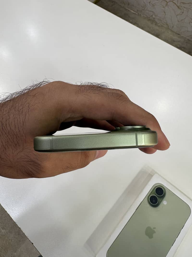 Apple iPhone 17 2