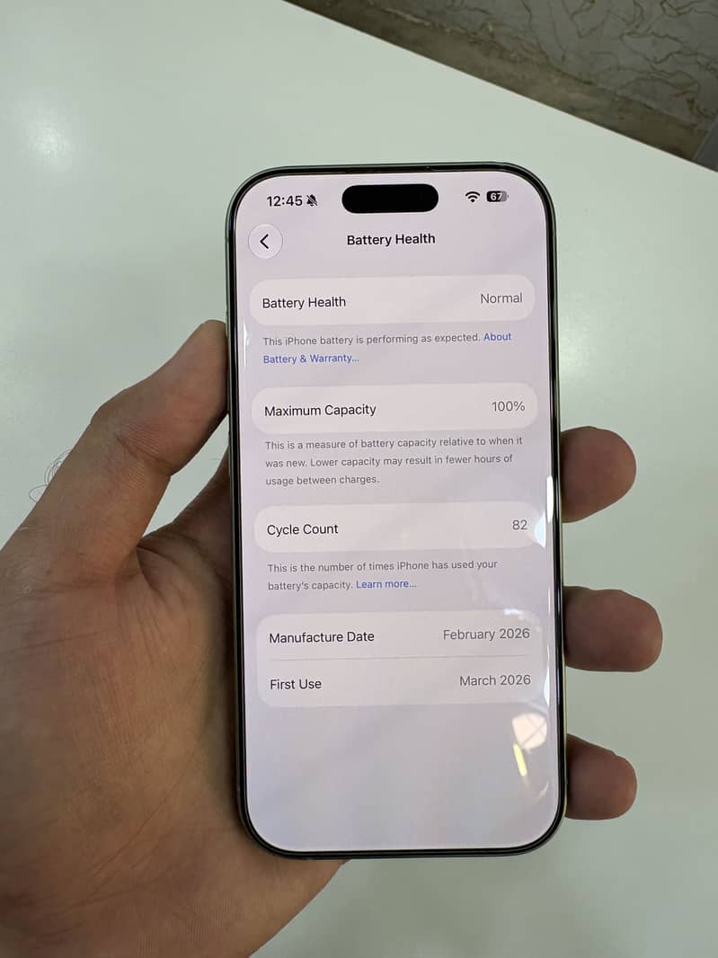 Apple iPhone 17 7