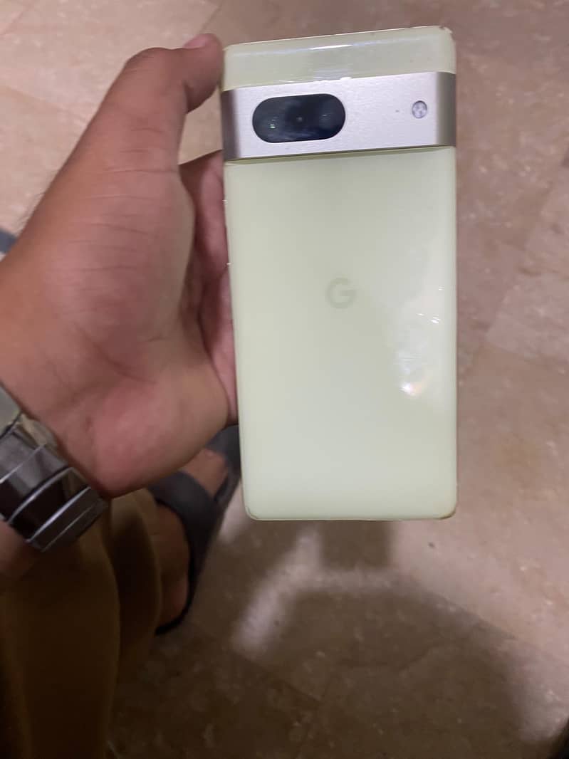 Google Pixel 7 3
