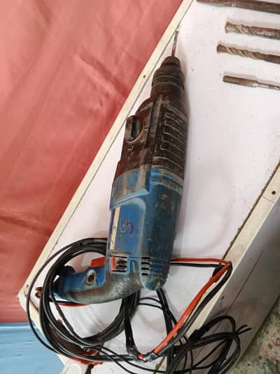HEAVY HILTI DRILL MACHINE