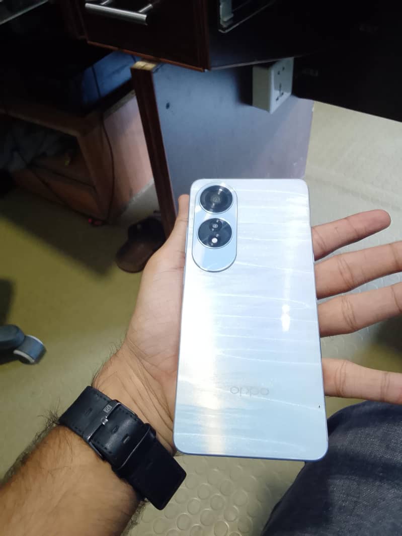 OPPO A60 0