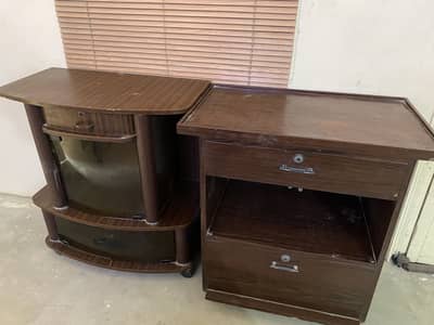 2 wooden Tv trolleys Cabinets with drawers