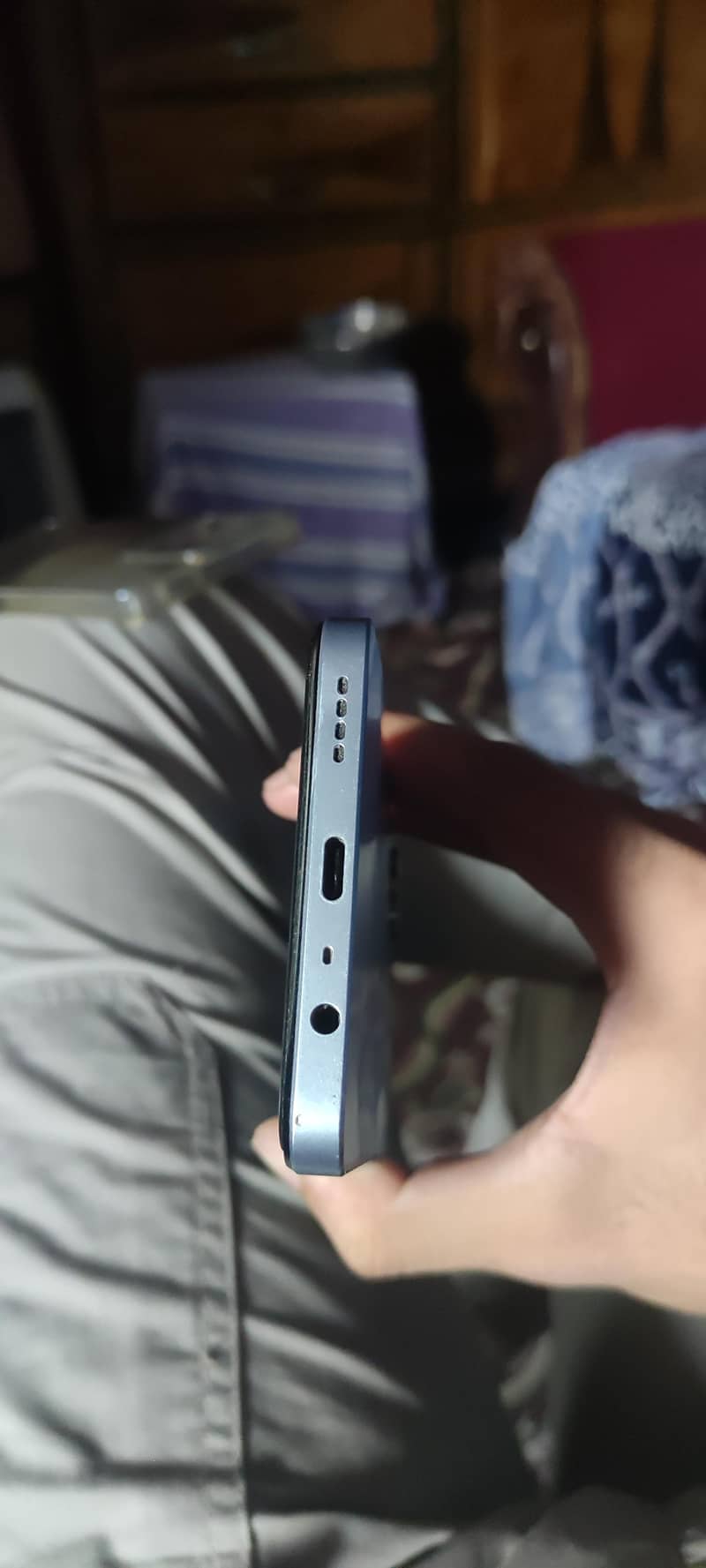 Realme Note 60 4
