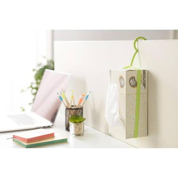T Soft and Durable Plastic TPR Car and Bathroom Use Paper Hanger Holder and Hook