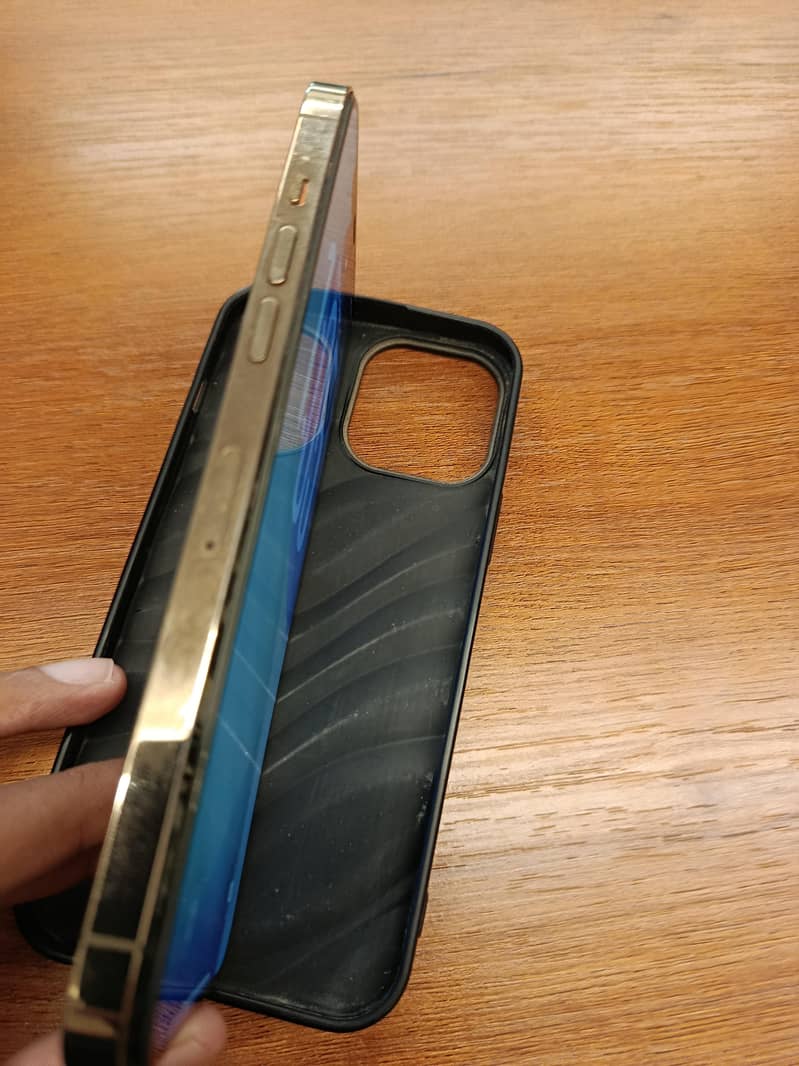 Apple iPhone 12 Pro Max 2