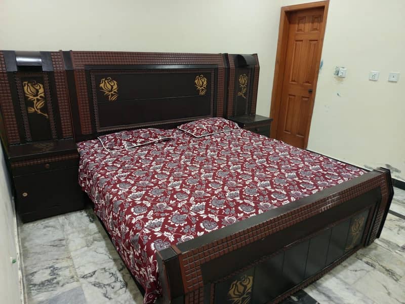 KING SIZE BED 1
