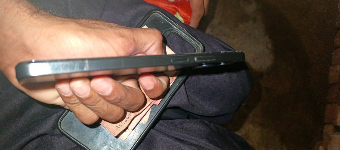Realme C51 1