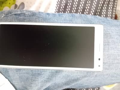 Sony Xperia 8
