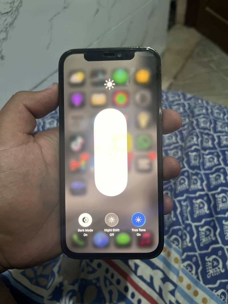 Apple iPhone 12 Pro 8