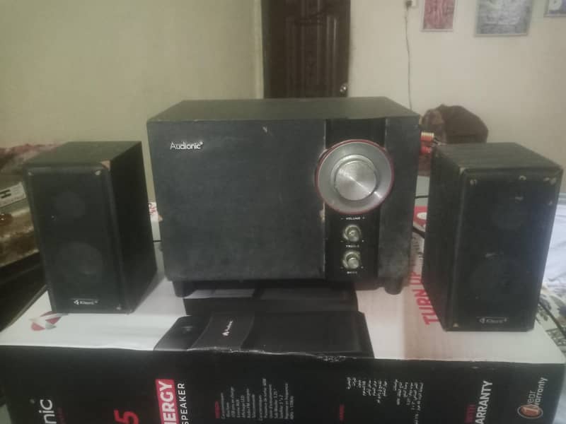 aodionic amplifire or 2 speker 5
