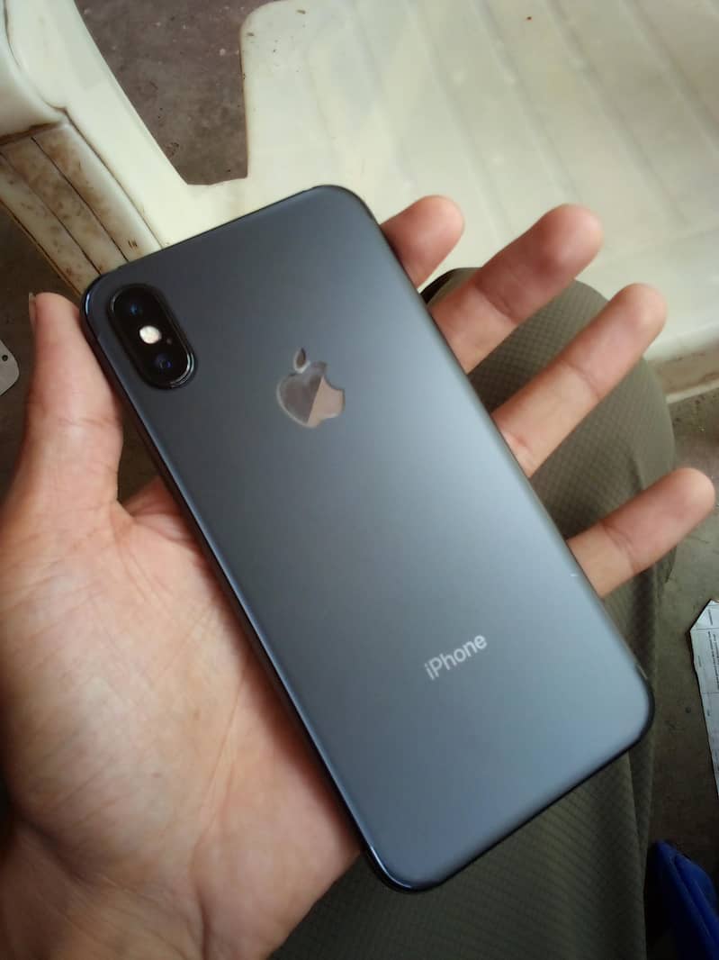 Apple iPhone X 3