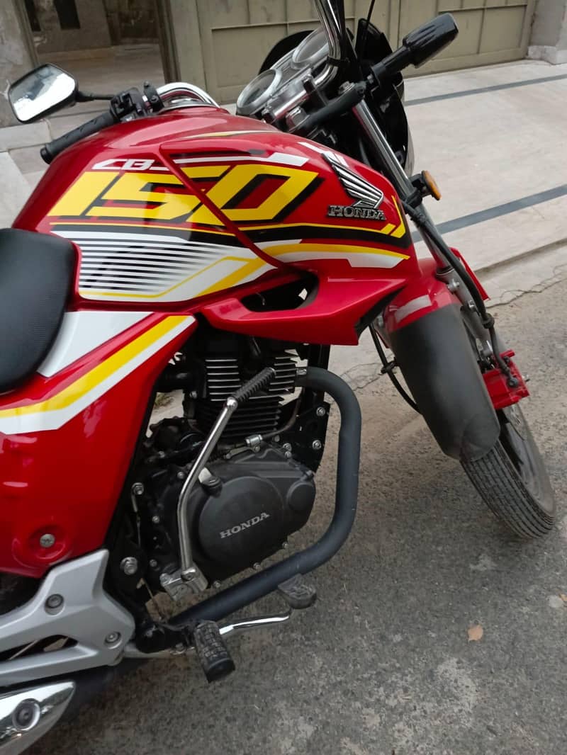 Honda CB150F 2