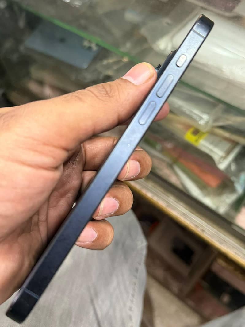 15 pro max 2