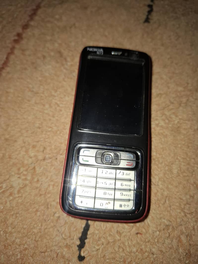 Nokia N73 1