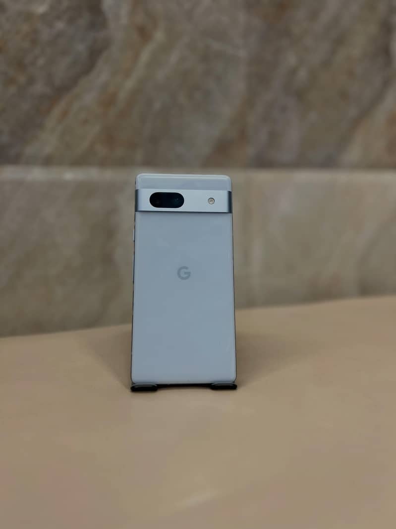 Google Pixel 7a 2